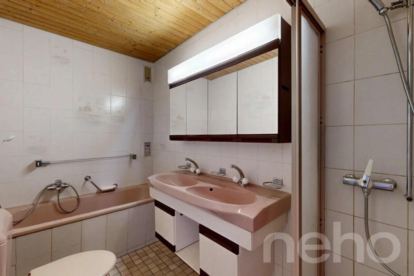 4-room apartment on the top floor with balcony and fireplace - Photo 9 of 11