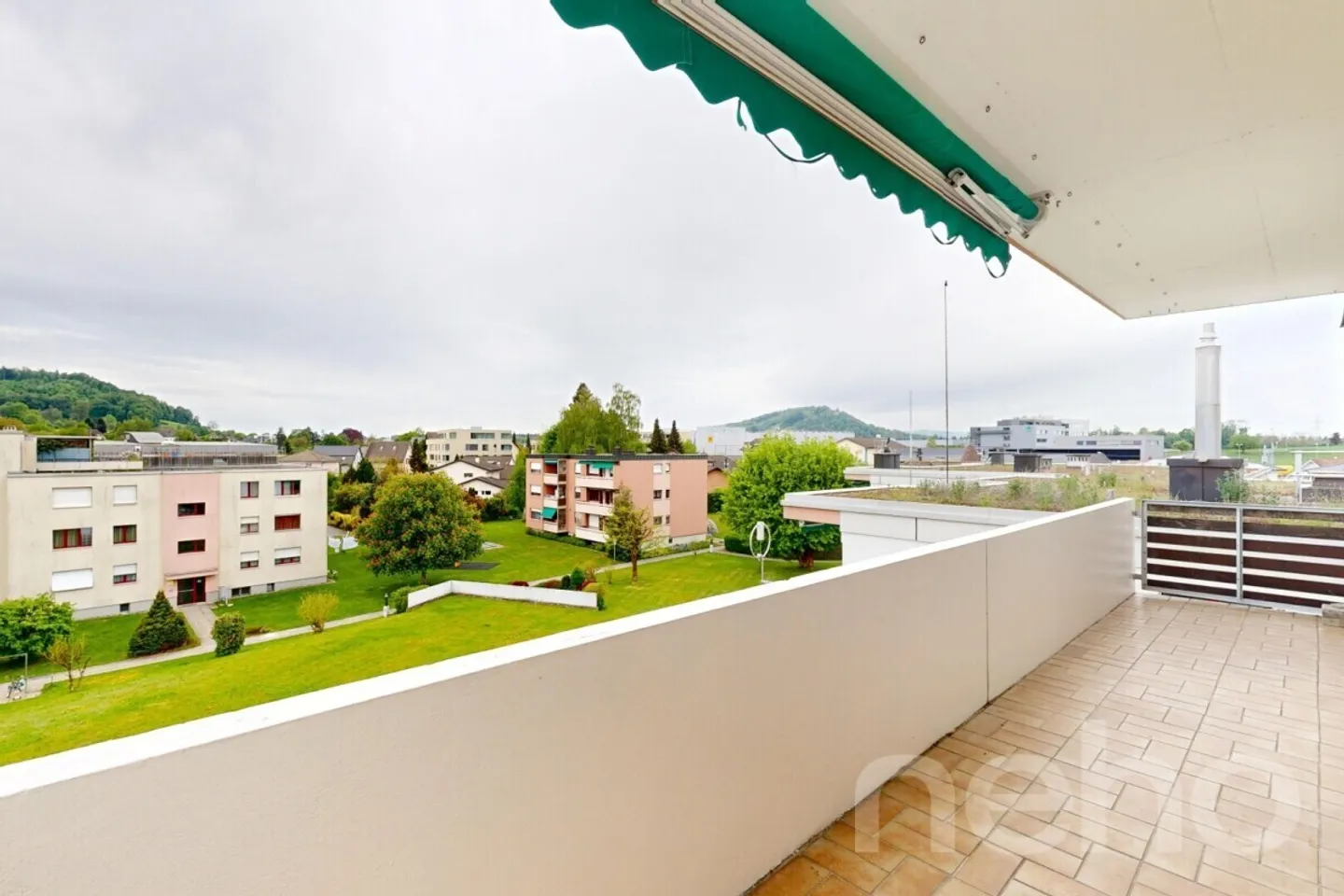 4-room apartment on the top floor with balcony and fireplace - Photo 10 of 11