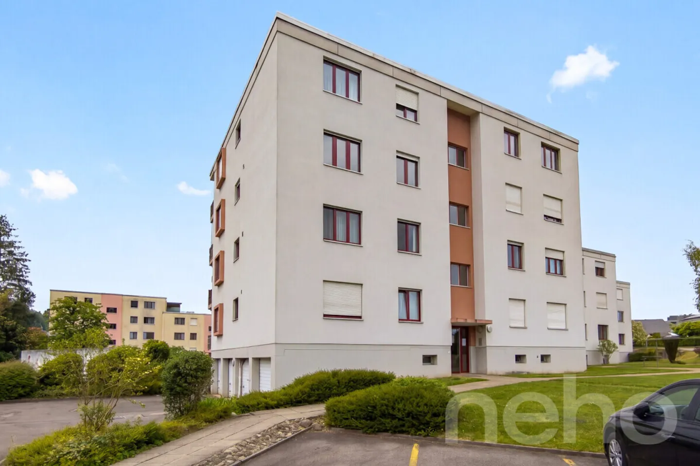 4-room apartment on the top floor with balcony and fireplace - Photo 2 of 11