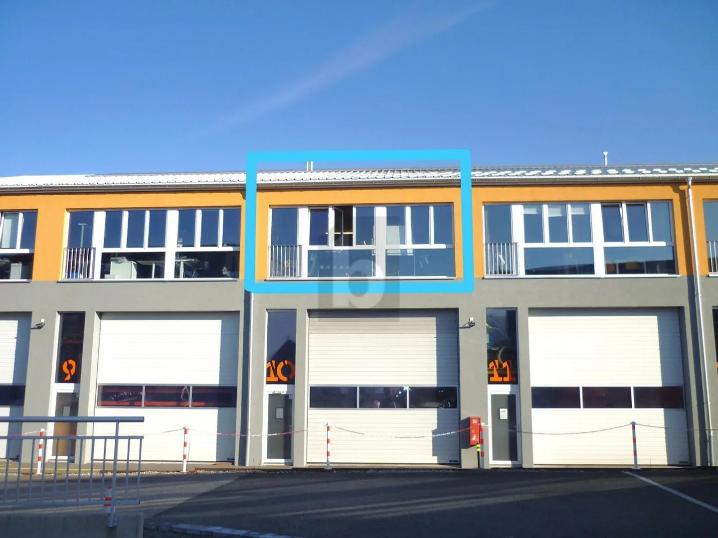 MODERNER HELLER RAUM + MEZZANINE! - Foto 1 von 6