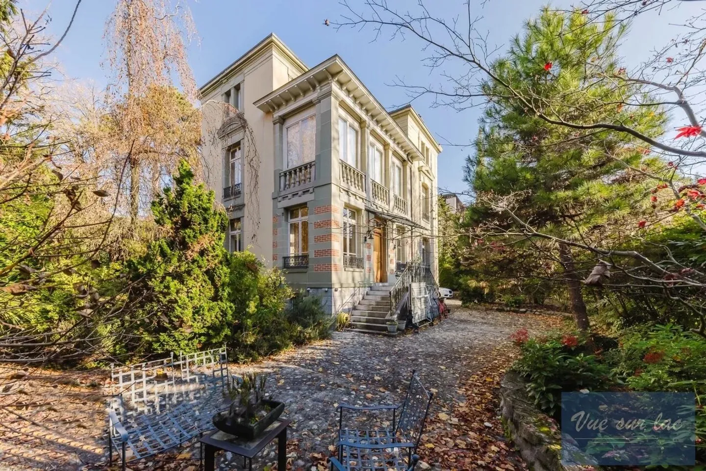 Wunderschönes Privathotel, bezaubernder Garten, nur einen Steinwurf vom See entfernt - Foto 1 von 13