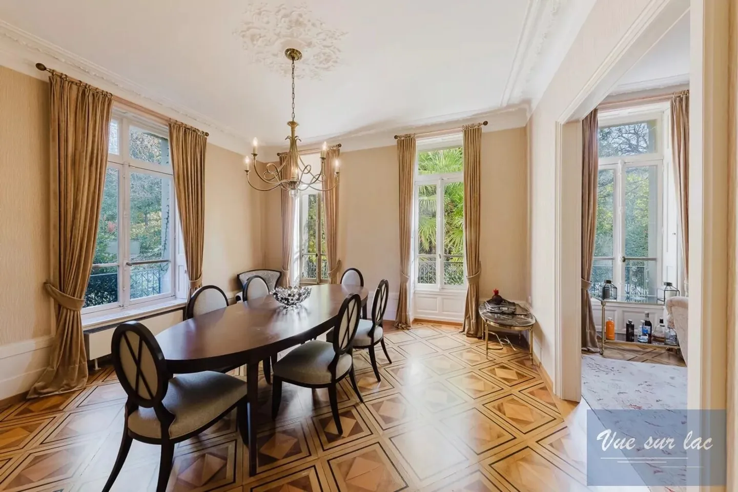 Wunderschönes Privathotel, bezaubernder Garten, nur einen Steinwurf vom See entfernt - Foto 8 von 13