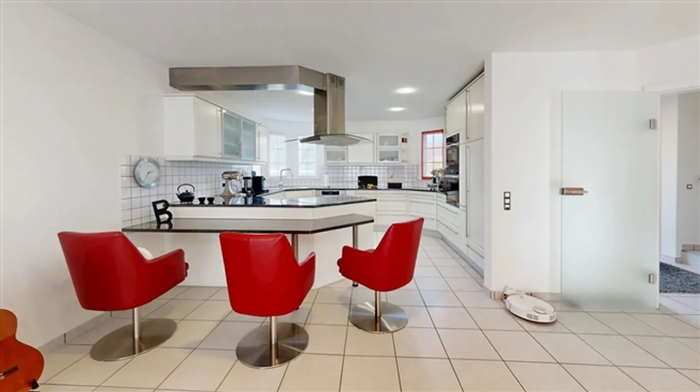 Casa bifamiliare adatta alle famiglie con 5,5 stanze, camino e sauna - Foto 6 di 20