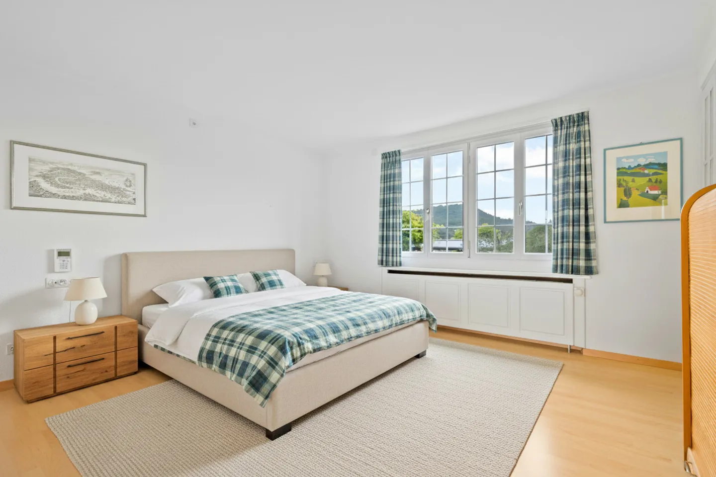 Country House Villa with Generous Surroundings - Photo 2 of 4