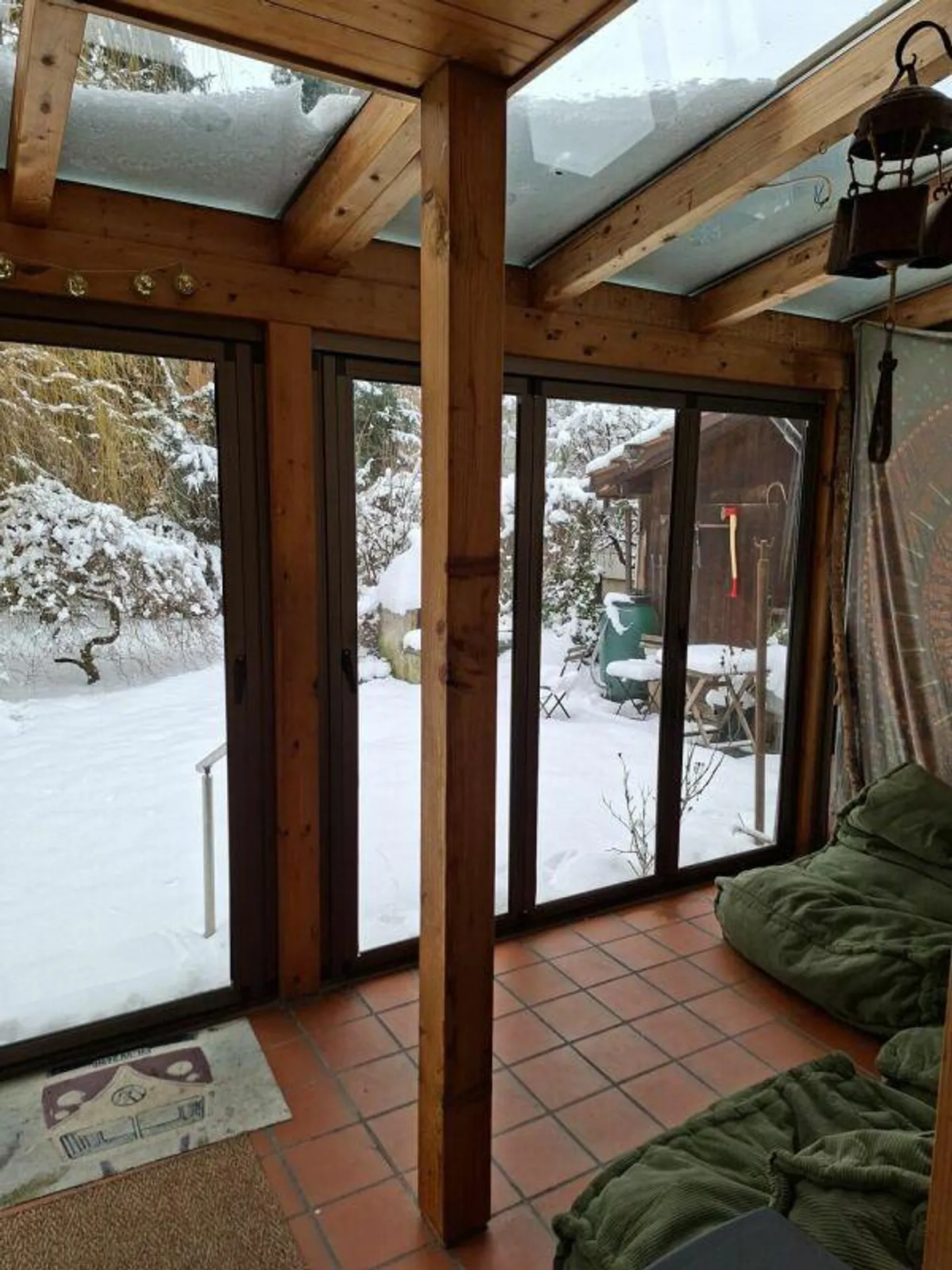 Casa unifamiliare accogliente con grande giardino - Foto 7 di 18