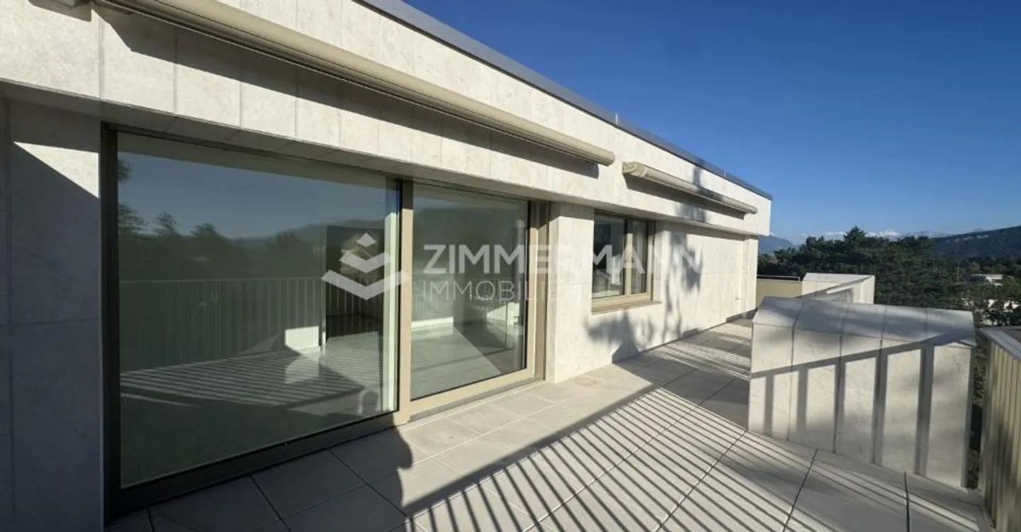 Superbo Attico Grange-Canal in Società Immobiliare (SI) - Foto 1 di 10