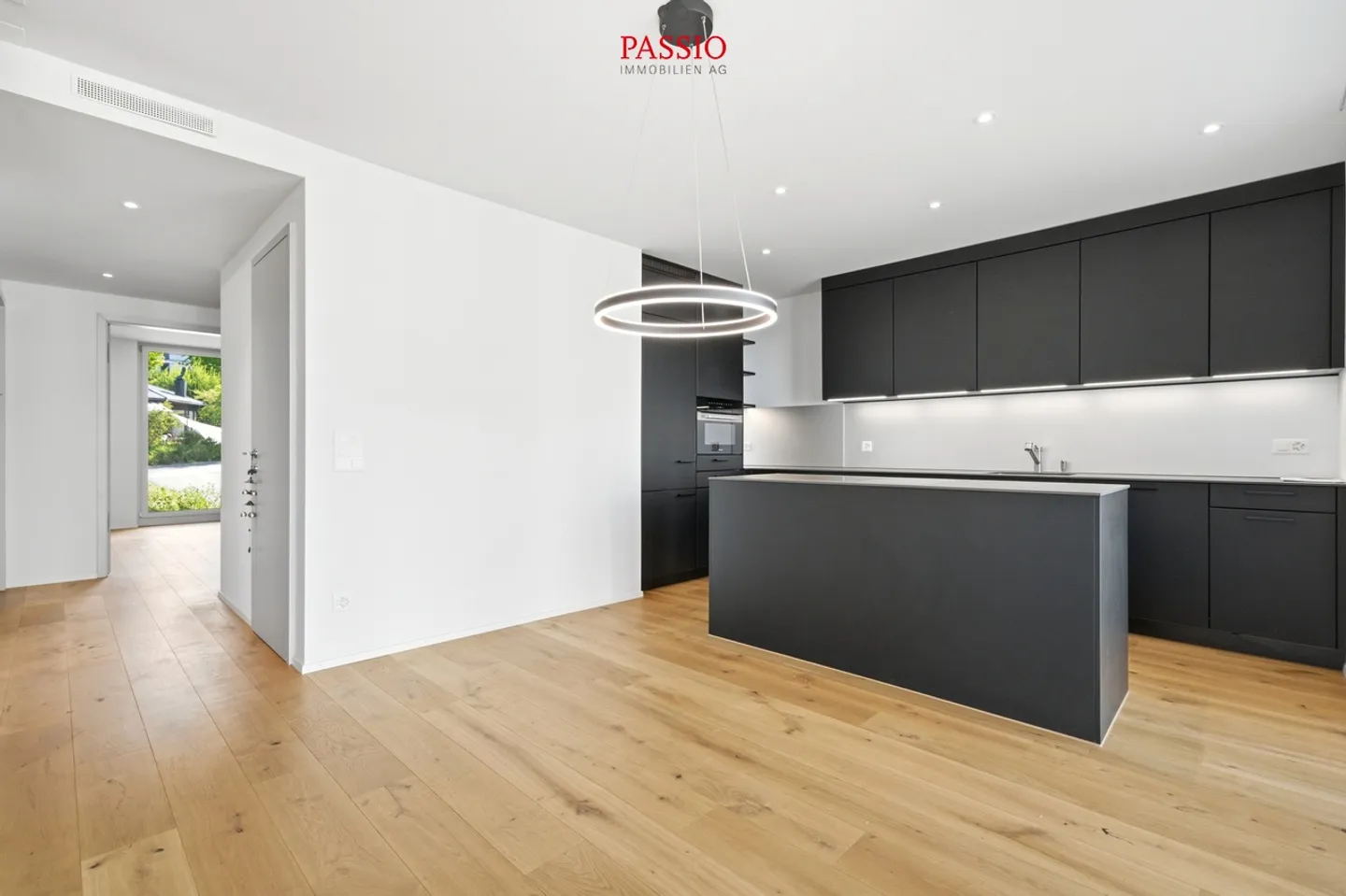 Appartement au rez-de-chaussée presque neuf avec balcon et accès à l'espace vert - Photo 5 sur 28