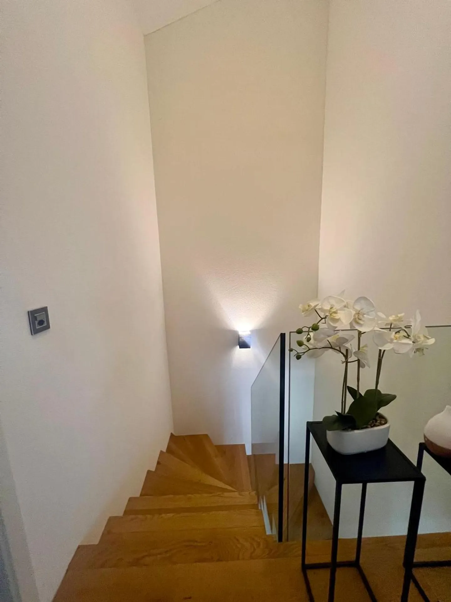 Villa mitoyenne moderne à Courtaman - Photo 2 sur 7