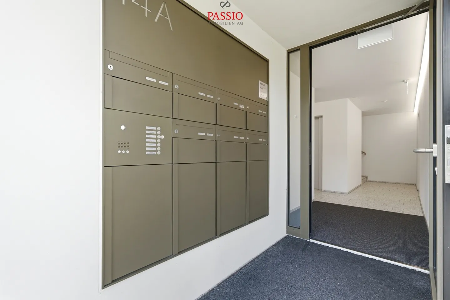 Appartement au rez-de-chaussée presque neuf avec balcon et accès à l'espace vert - Photo 21 sur 28