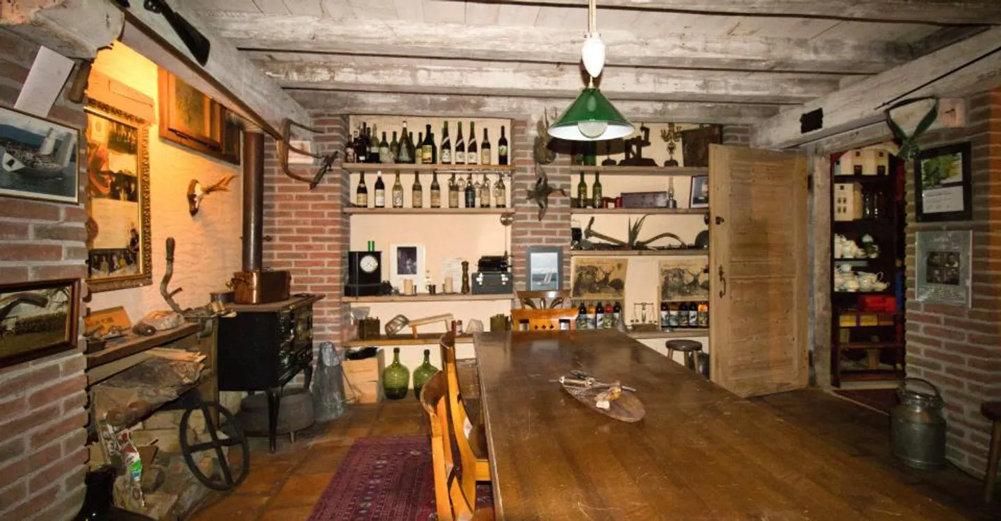 Detached house in Nyon with large workshop/storage, close to the city center - Photo 11 of 19