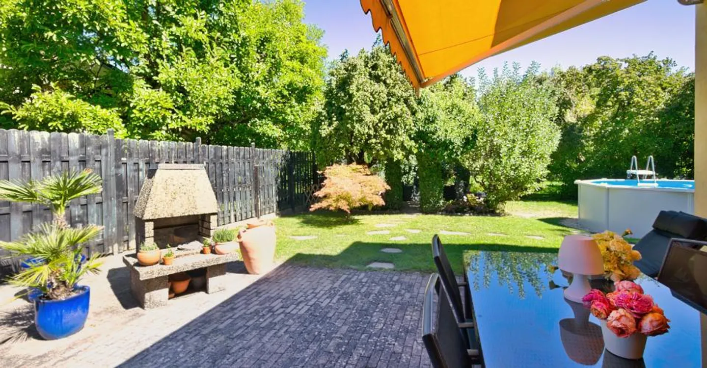 Detached house in Nyon with large workshop/storage, close to the city center - Photo 14 of 19