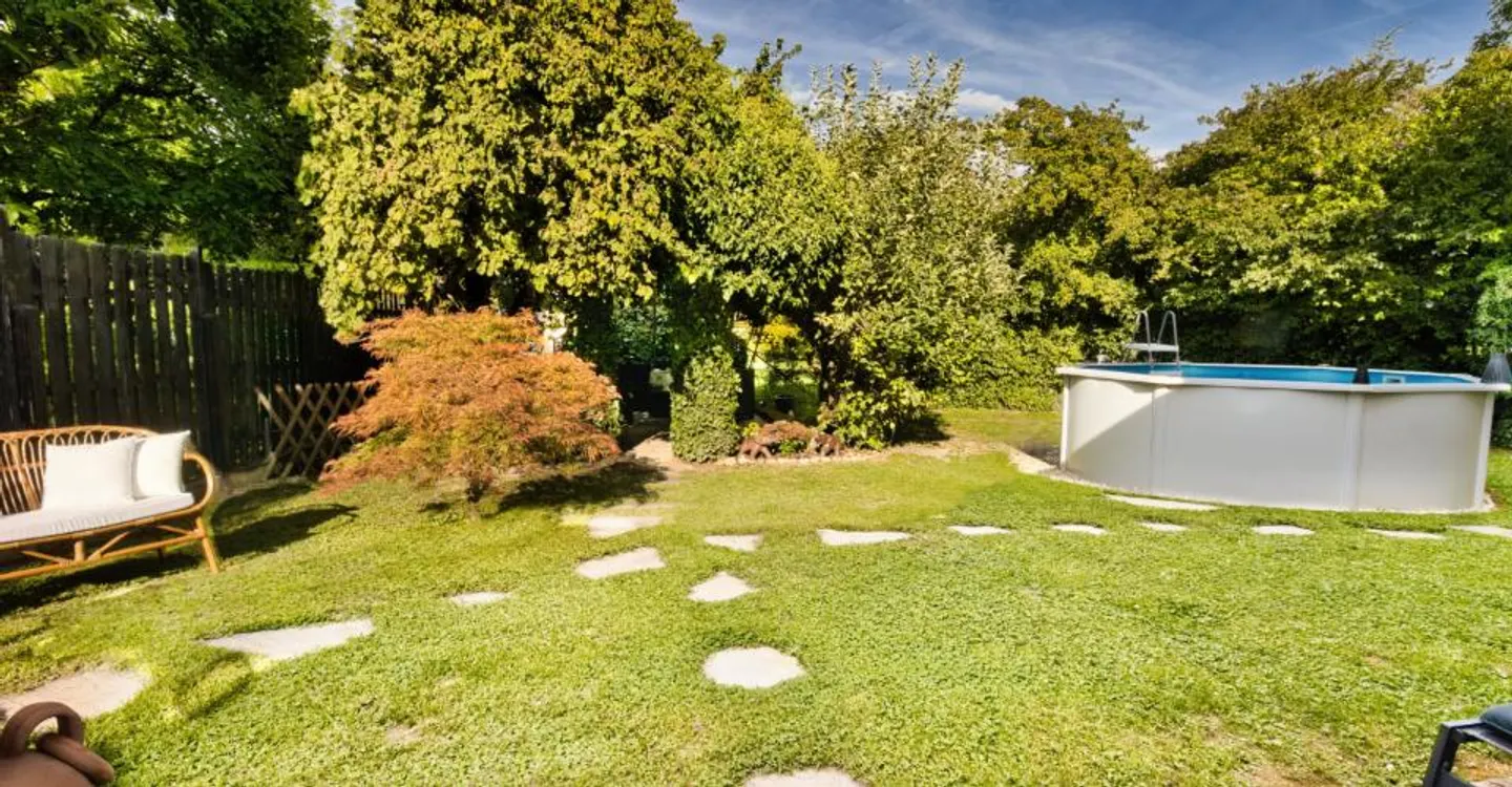 Detached house in Nyon with large workshop/storage, close to the city center - Photo 15 of 19