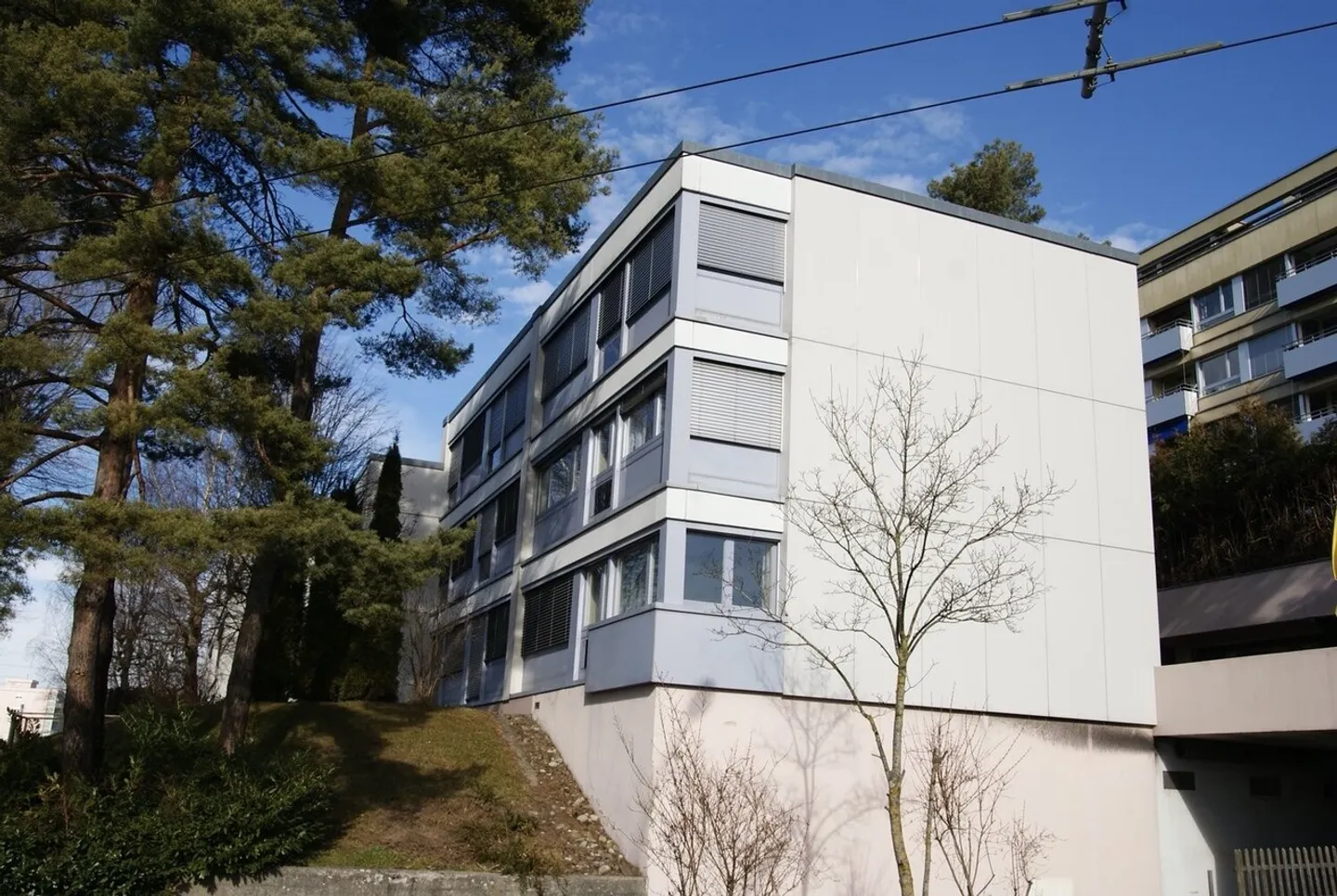 Beau studio, bien situé - Photo 3 sur 3