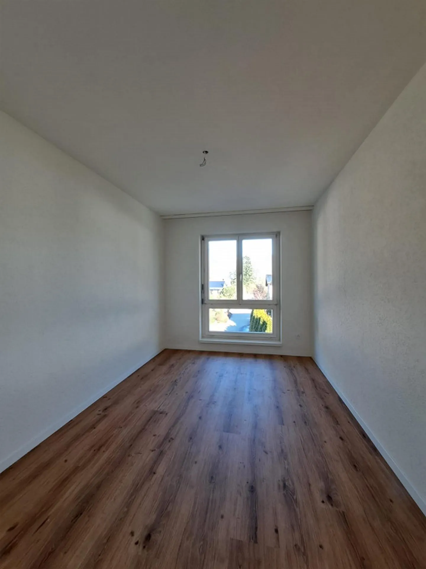 Spacious 4.5-room apartment with 2 balconies - Photo 5 of 11