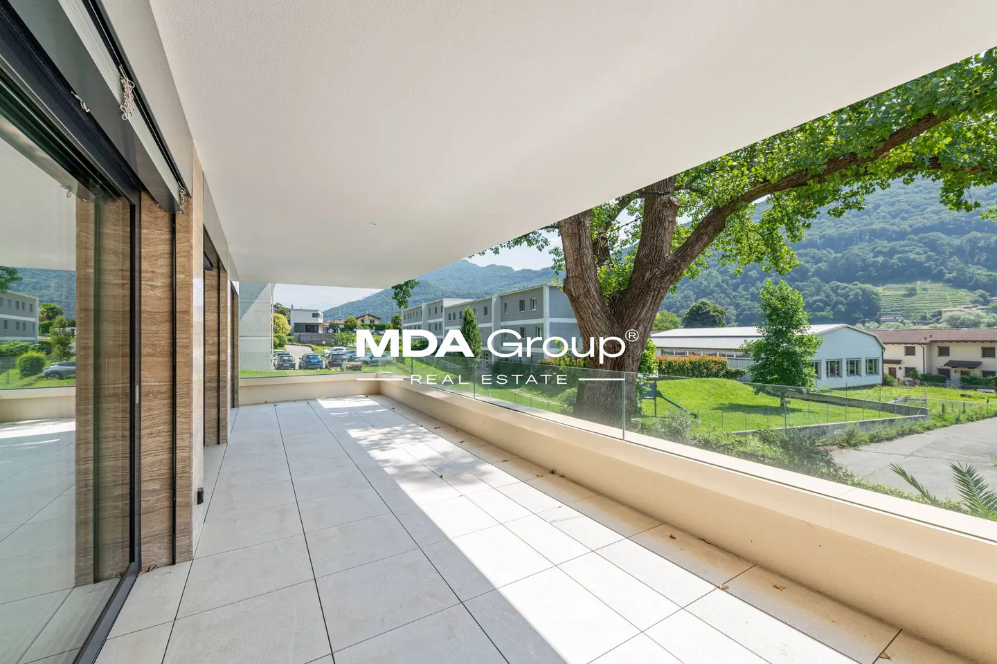 Condo for sale, Via al Municipio (Collina d'Oro, Switzerland) - Photo 2 of 15