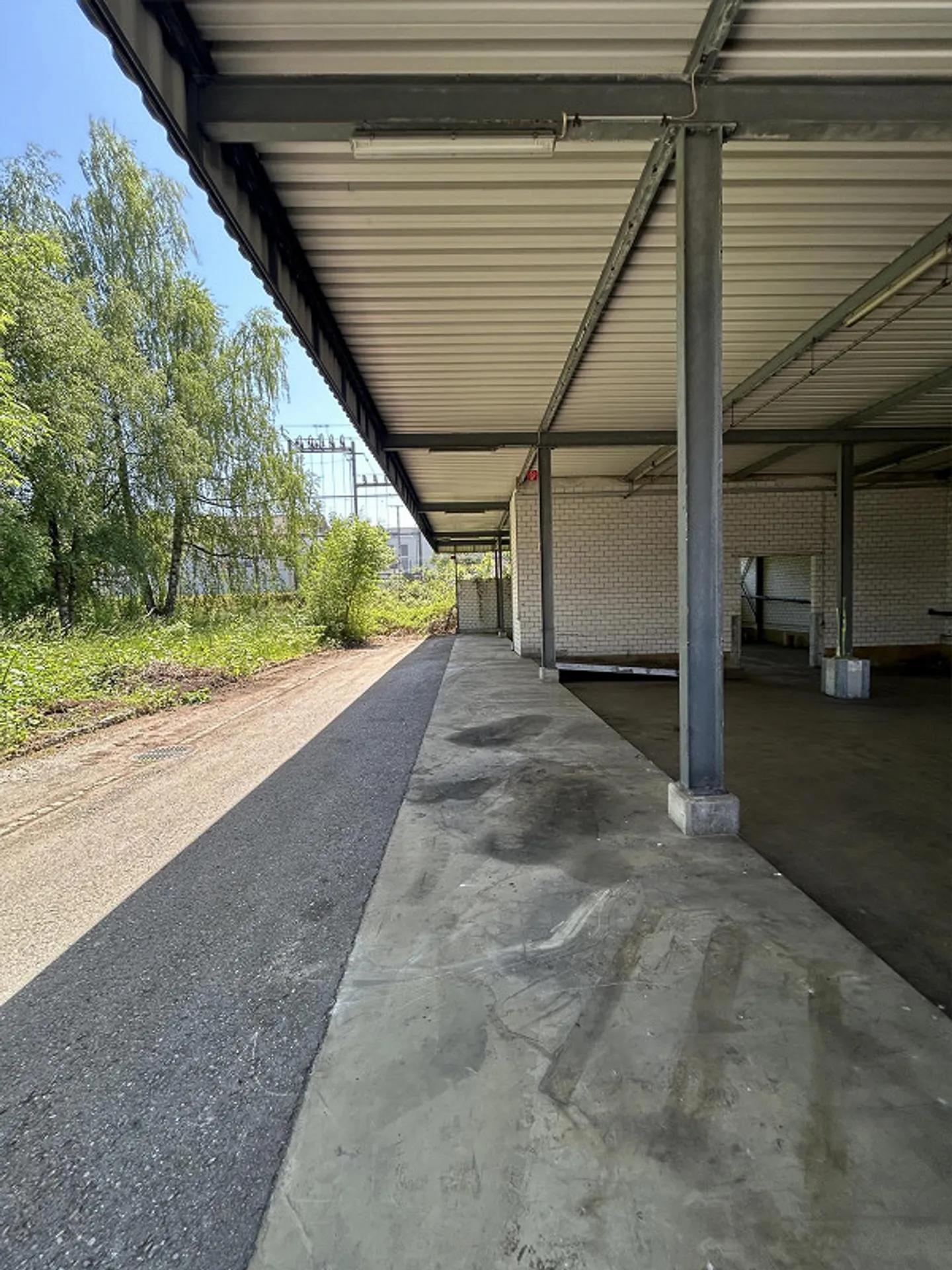 Gedeckte Abstellplätze für Wohnmobile - Foto 3 von 4