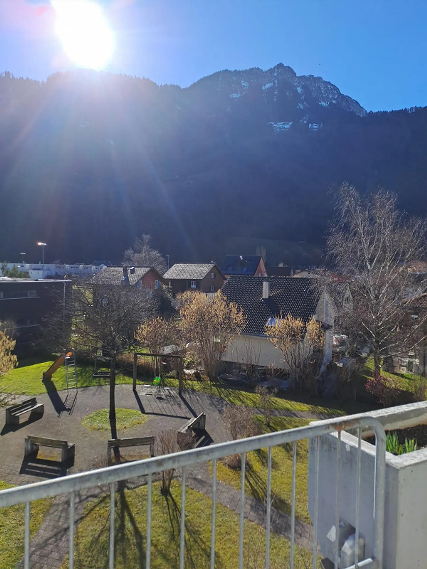 Spacious 4.5-room apartment with 2 balconies - Photo 10 of 11