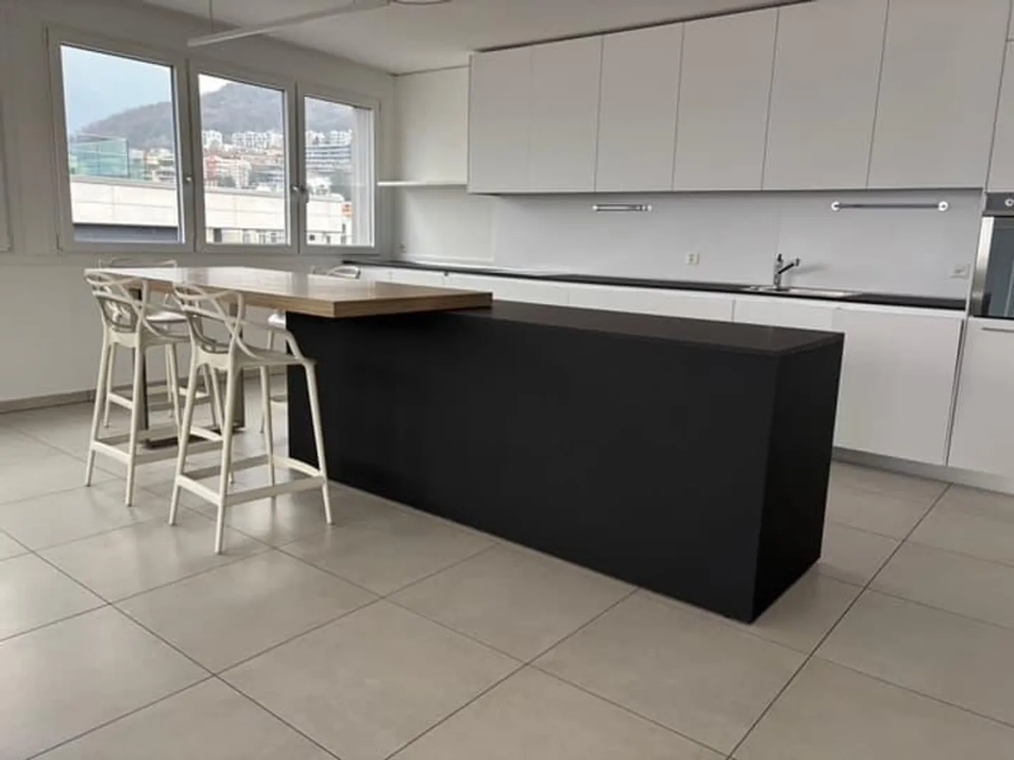 Penthouse à louer au cœur de Paradiso - Photo 3 sur 10