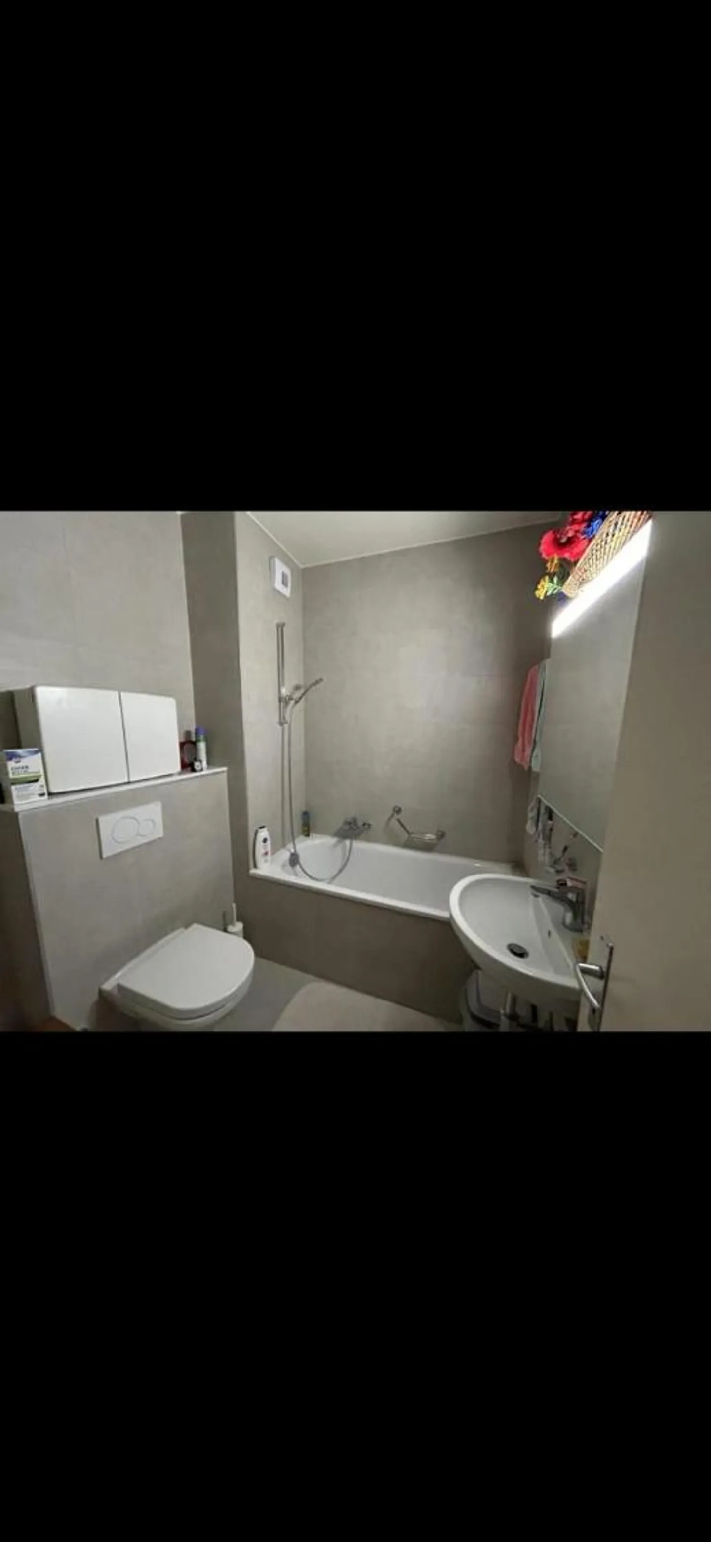 Appartement Moderne avec Balcon - Photo 1 sur 3