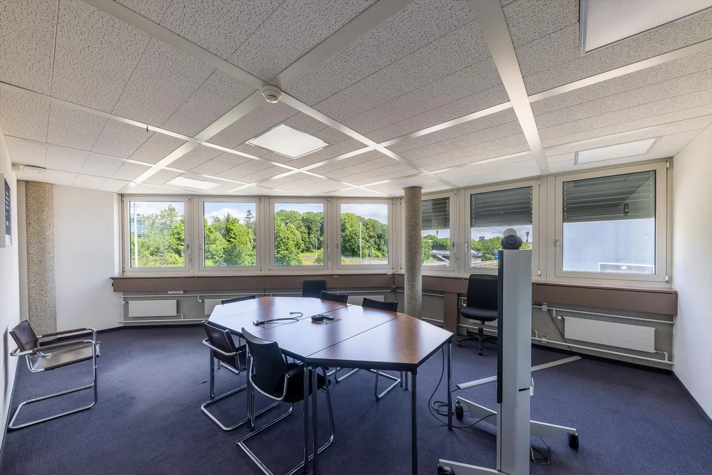 Industrial Building - Photo 11 of 13