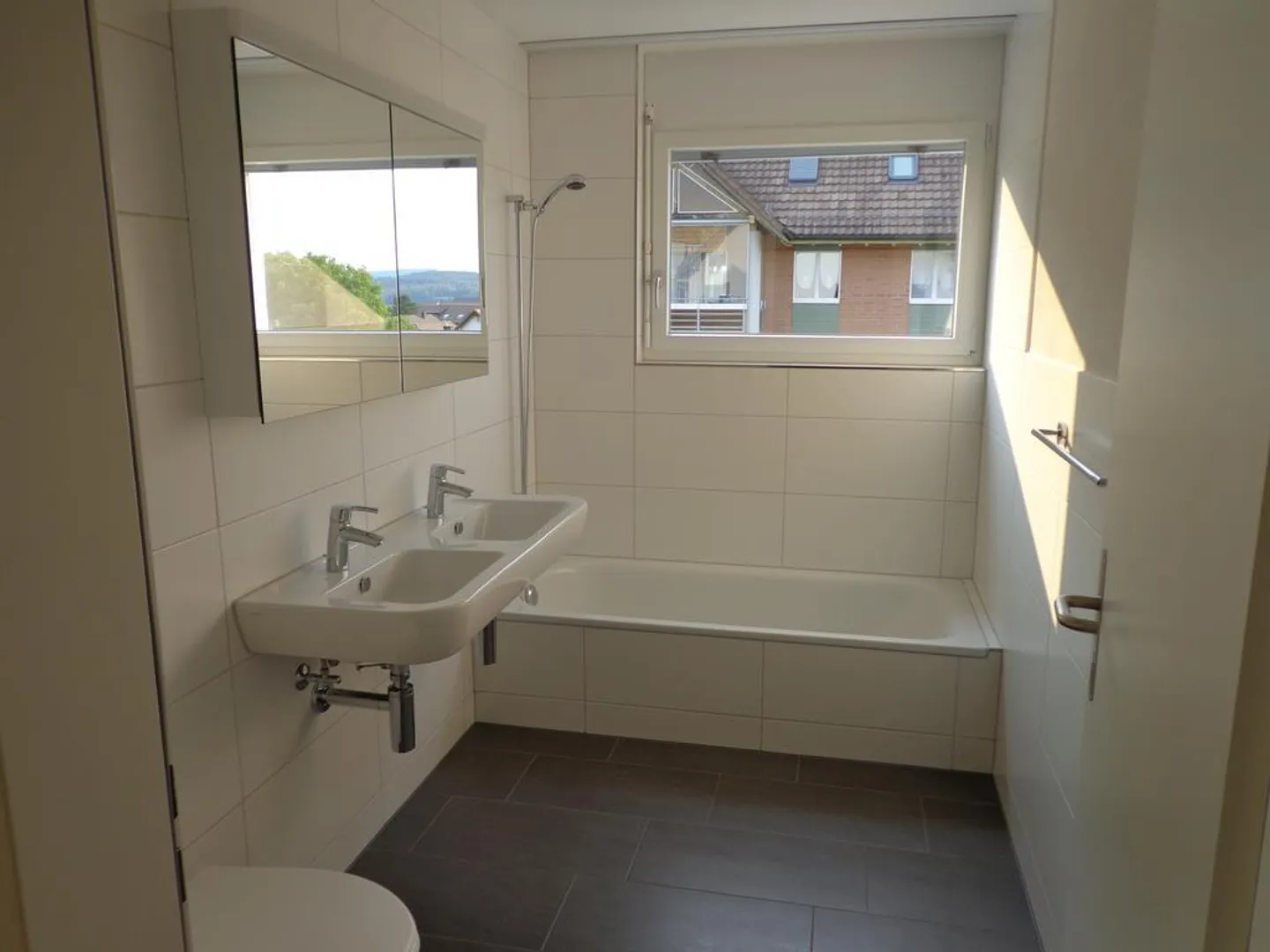 Moderne 3.5 Zimmerwohnung - Foto 3 von 4