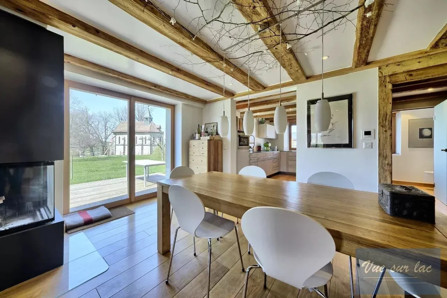 Beautifully renovated farm with 2 horse boxes - Photo 9 of 13