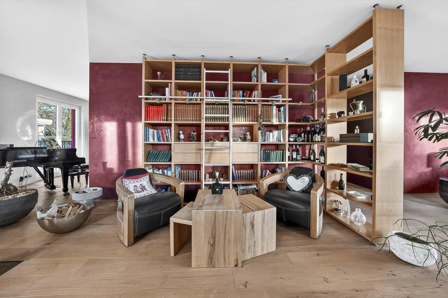 Stilvolle Attikawohnung mit Atelier - Foto 2 von 17