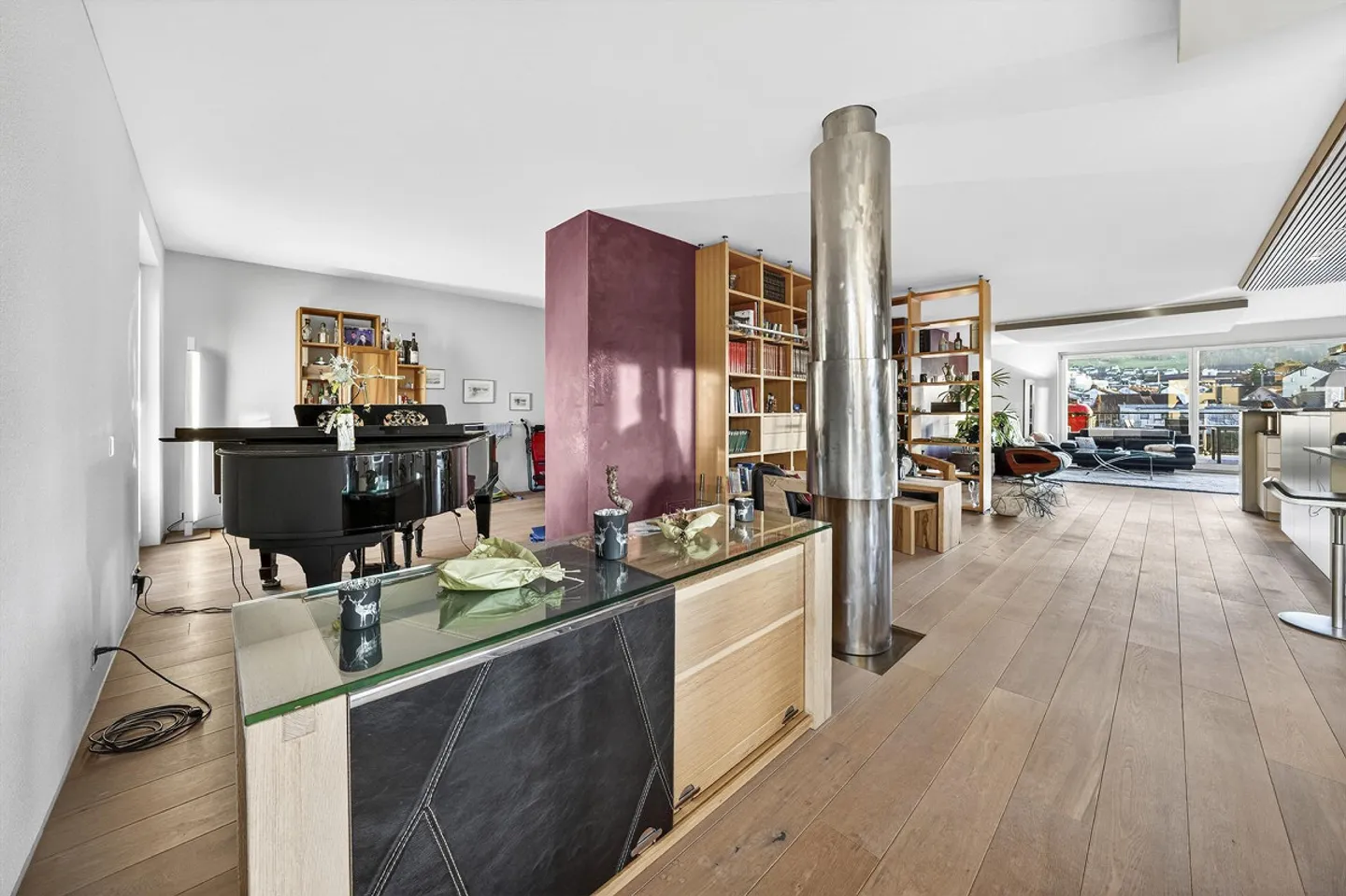 Stilvolle Attikawohnung mit Atelier - Foto 7 von 17