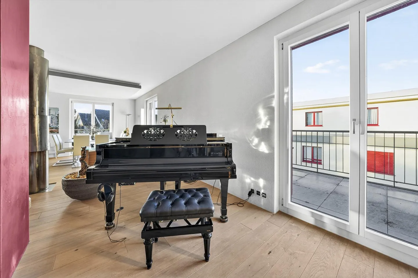 Stilvolle Attikawohnung mit Atelier - Foto 8 von 17