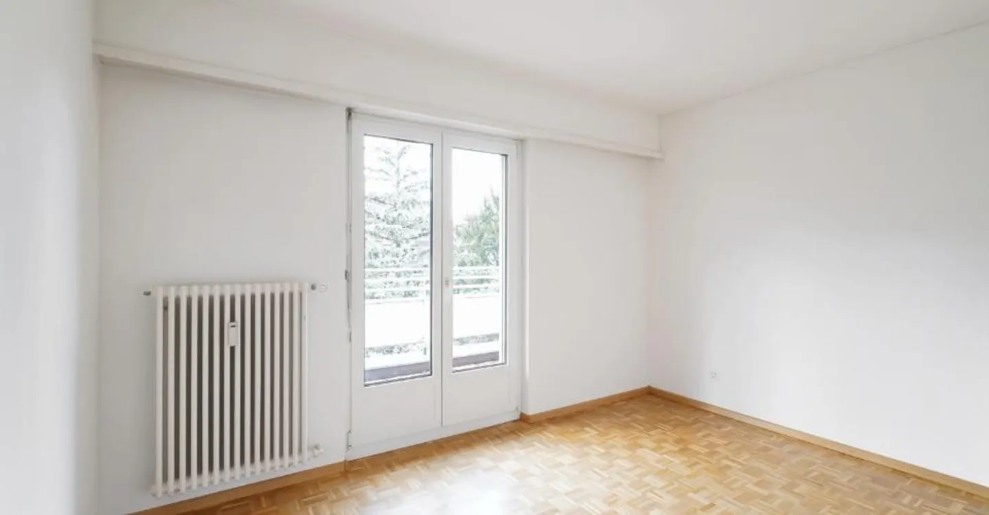 Your new cozy apartment at Karl Barth Square! - Photo 5 of 5