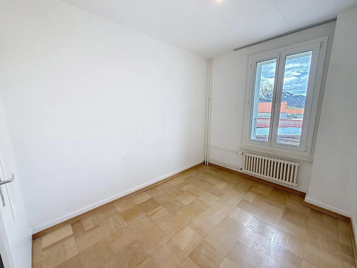 2-room apartment - Photo 3 of 8