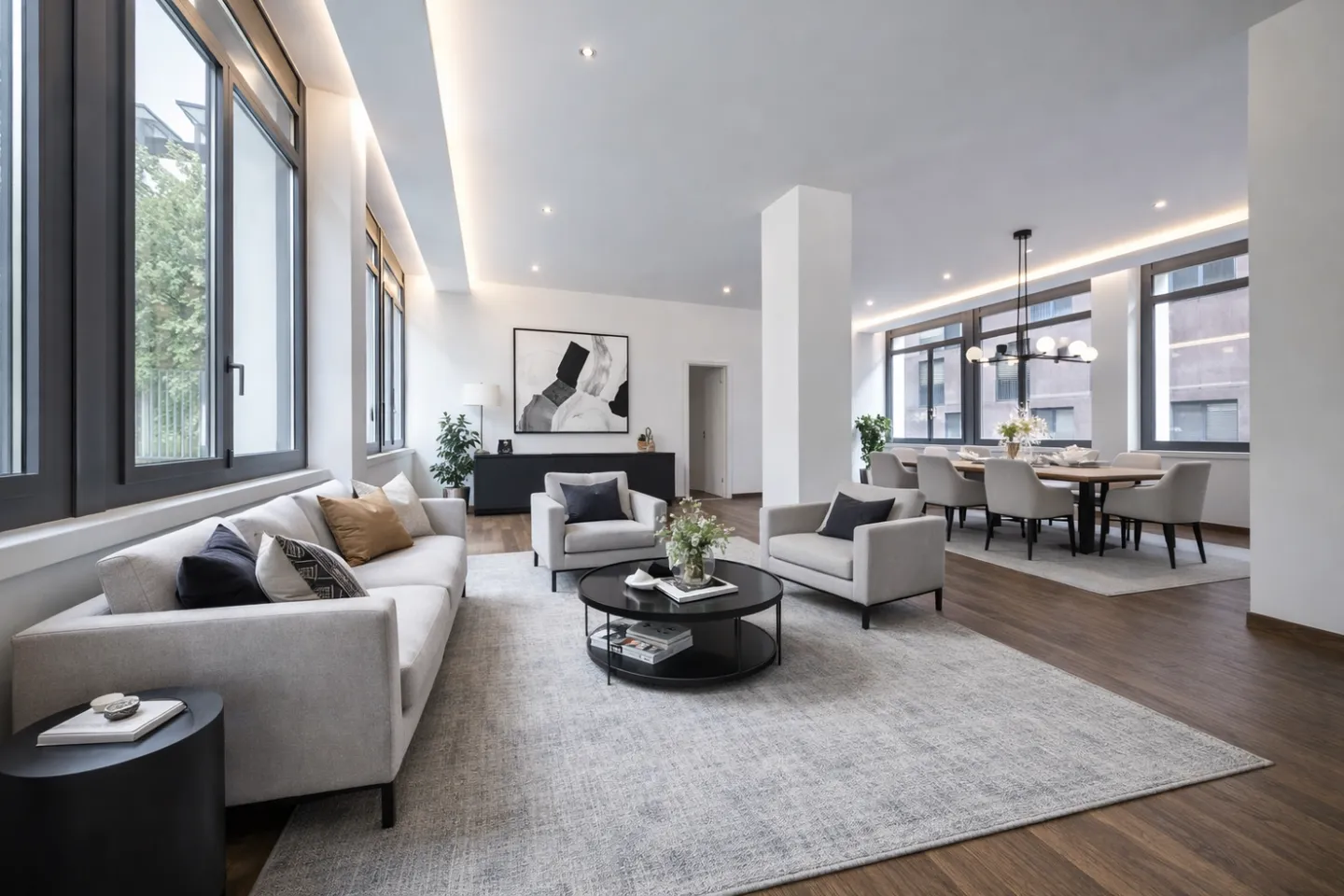 6-room apartment - Photo 1 of 11