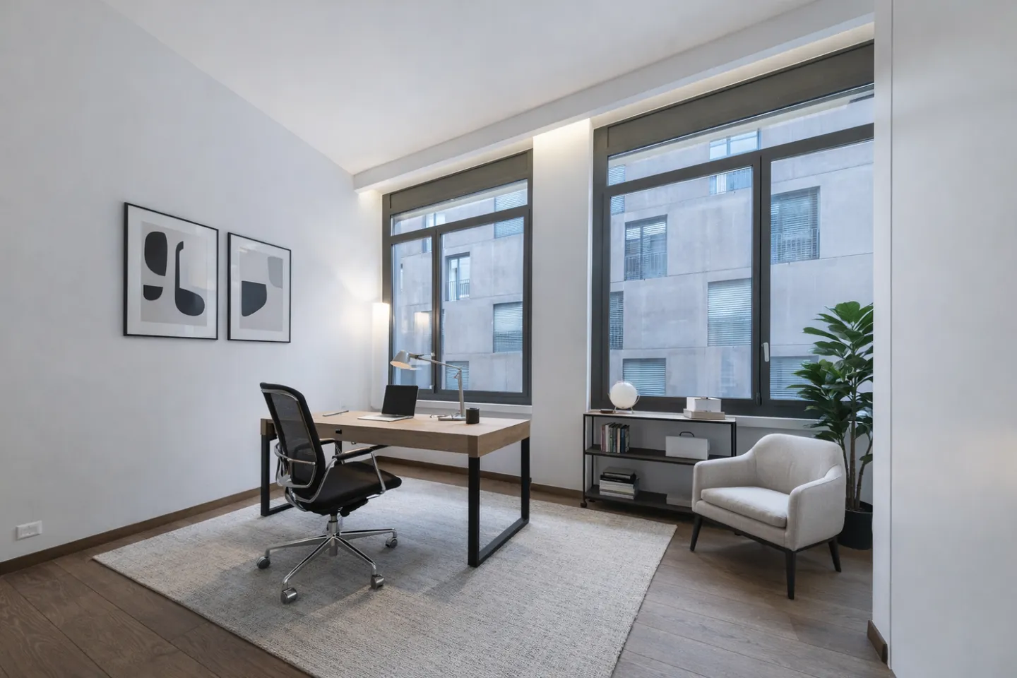 6-room apartment - Photo 2 of 11