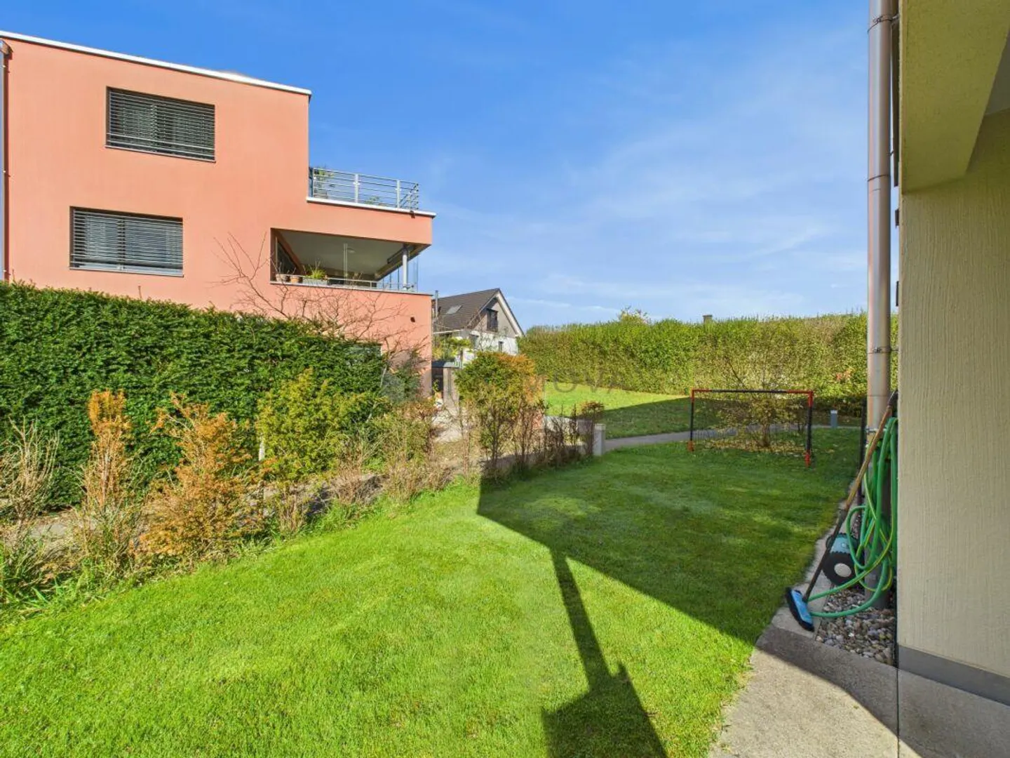 Tout inclus : 4,5 pièces, jardin, garage souterrain - un chez-soi... - Photo 12 sur 15