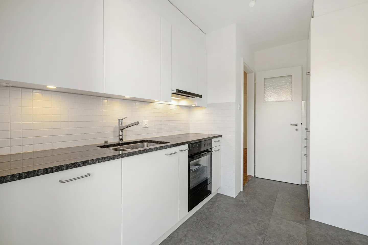 Helle 3-Zimmerwohnung mit Balkon - Foto 4 von 20