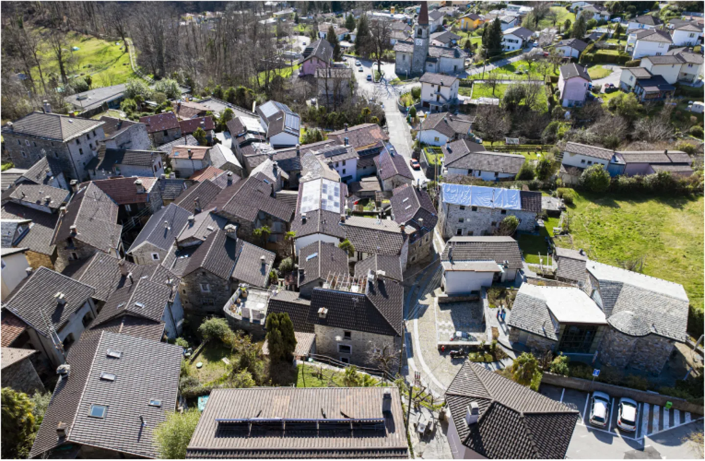 Bella Casa a Schiera ad Arcegno - Foto 3 di 12