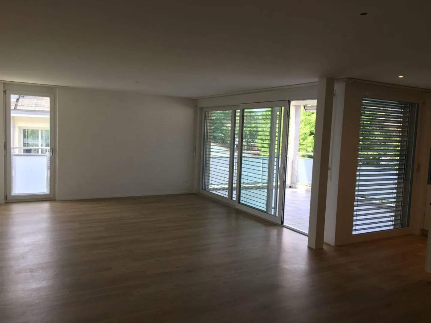 Appartamento centrale di 4,5 stanze al 1° piano - Foto 2 di 13