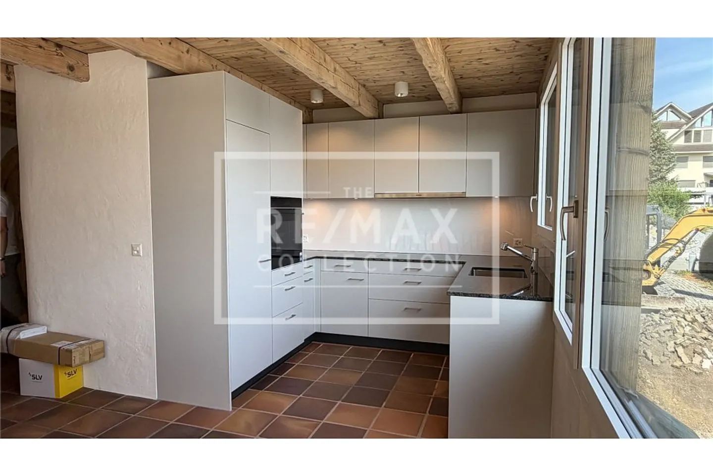 Affascinante Casa Familiare a Neerach - Foto 3 di 11