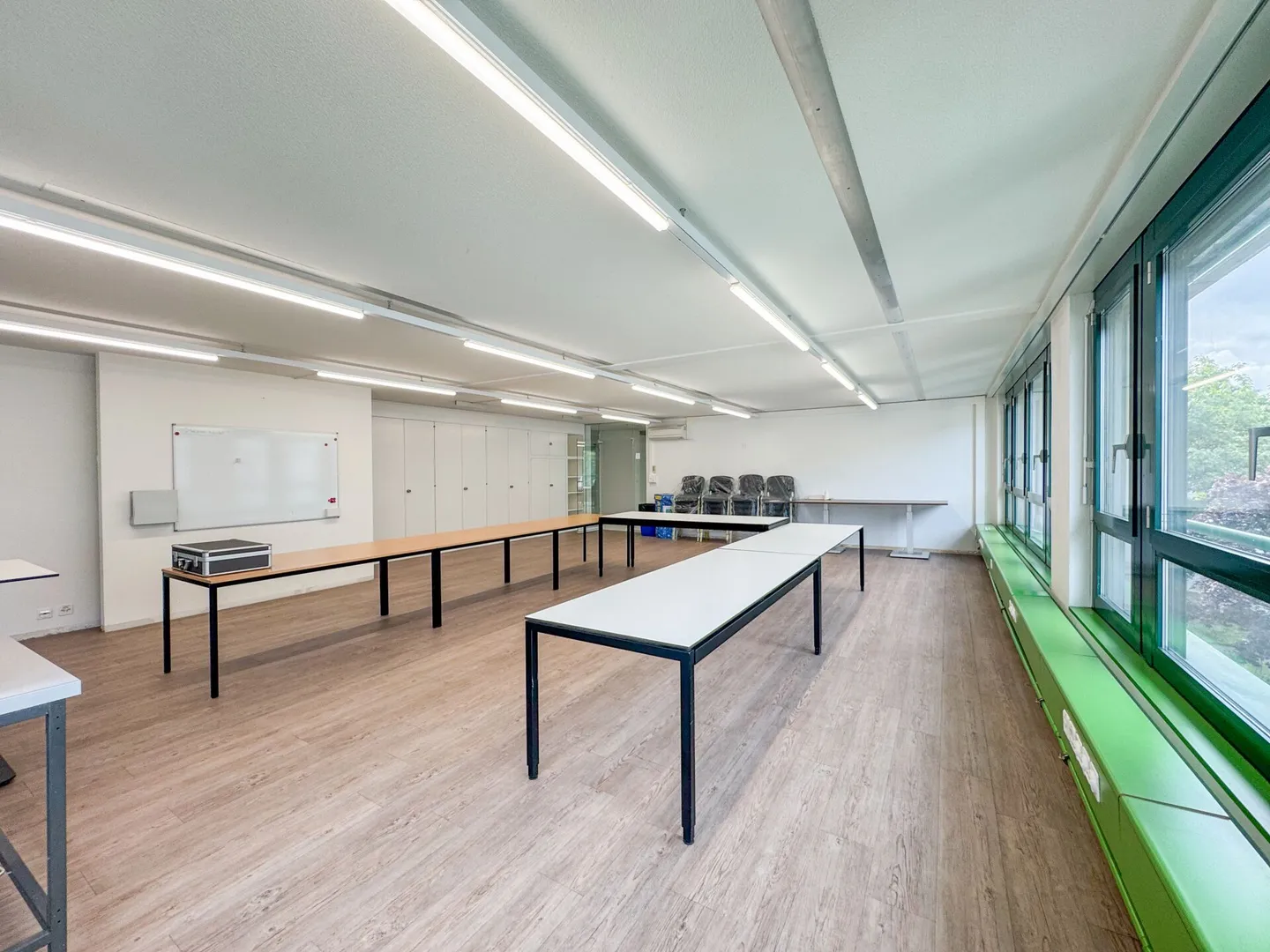 Grand espace de bureau/cabinet dans un environnement de travail privilégié - Photo 3 sur 7