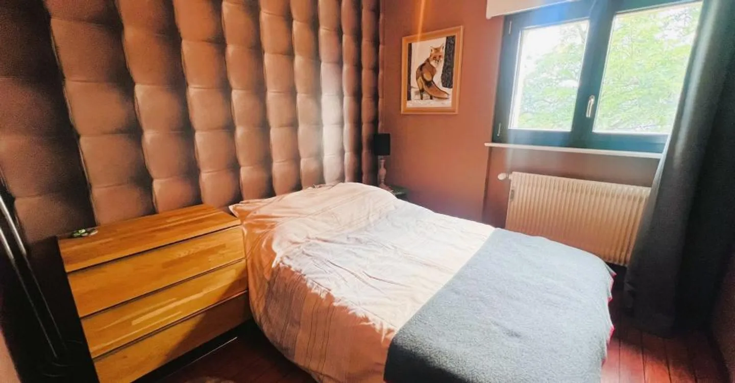 AT THE SEASON: Magnificent 4.5 rooms renovated - Extraordinary panoramic view - Well located - Quiet place - Photo 8 of 19