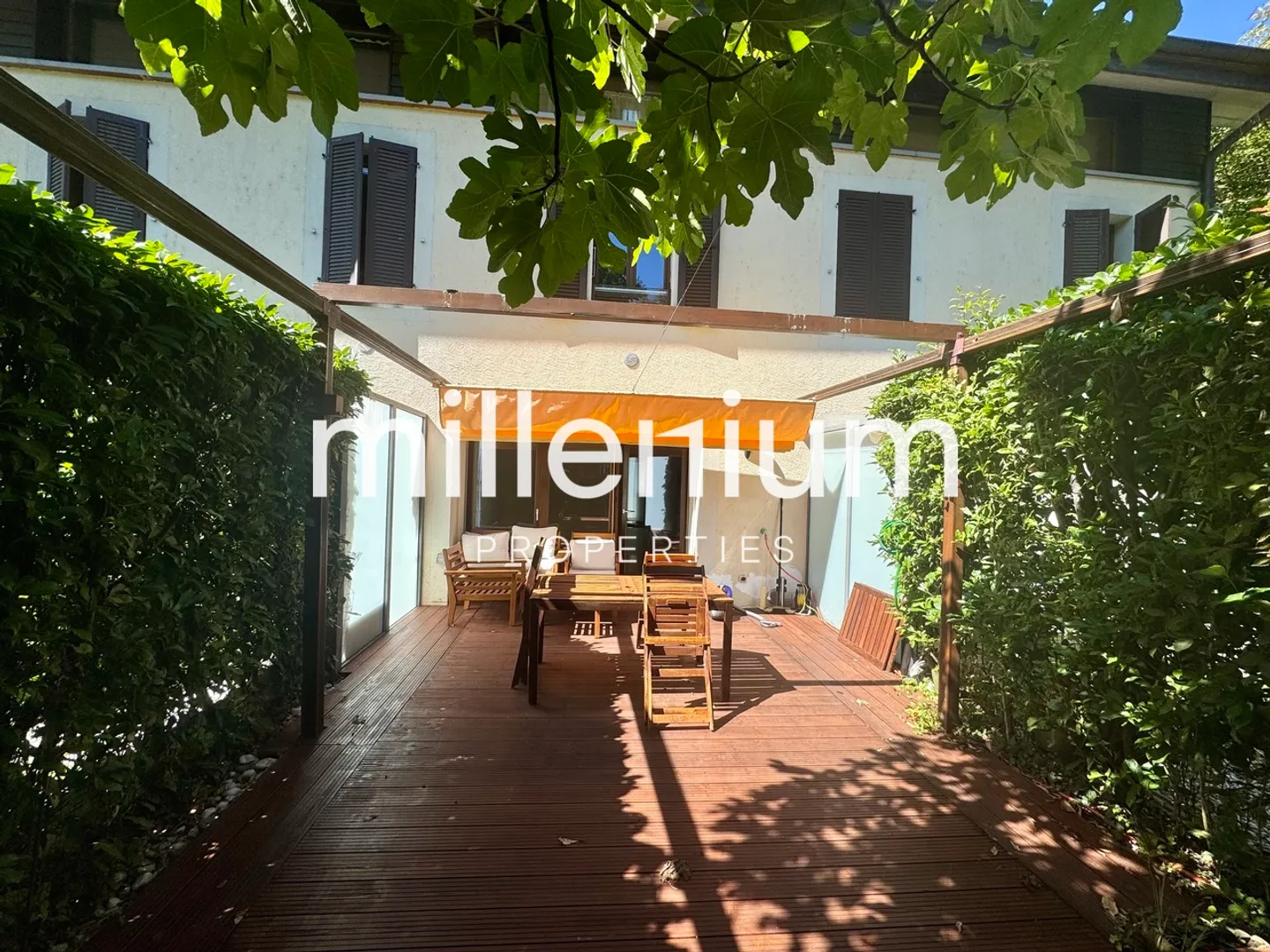 Villa adiacente di 6 stanze in affitto a Versoix - Foto 3 di 10