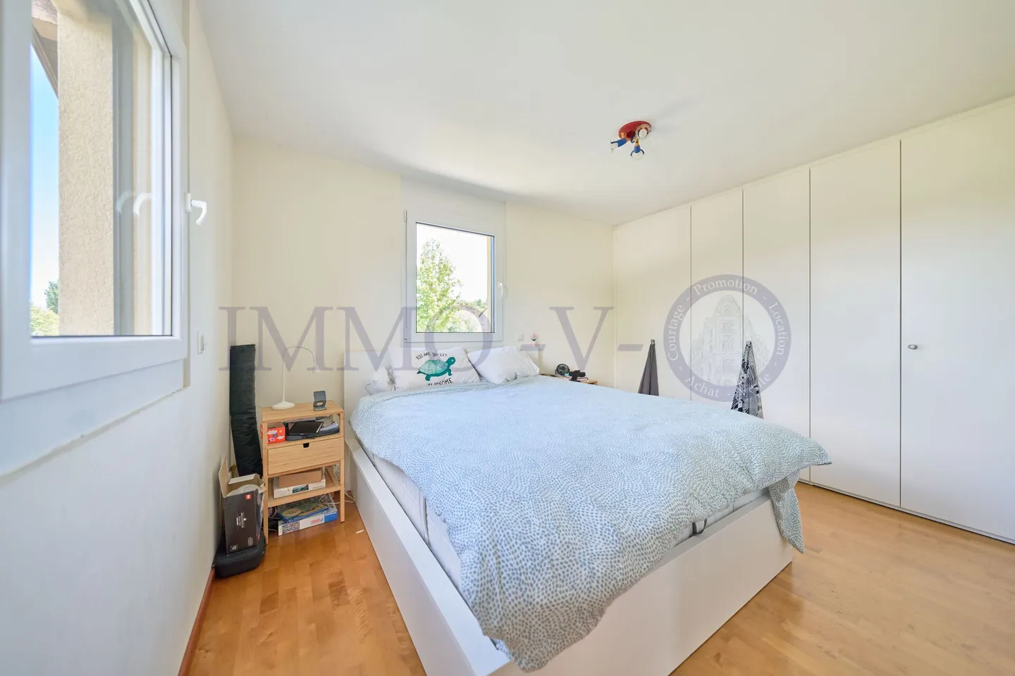 SPACIEUX ET LUMINEU EN DUPLEX AVEC BALCON-TERRASSE - Photo 7 sur 9