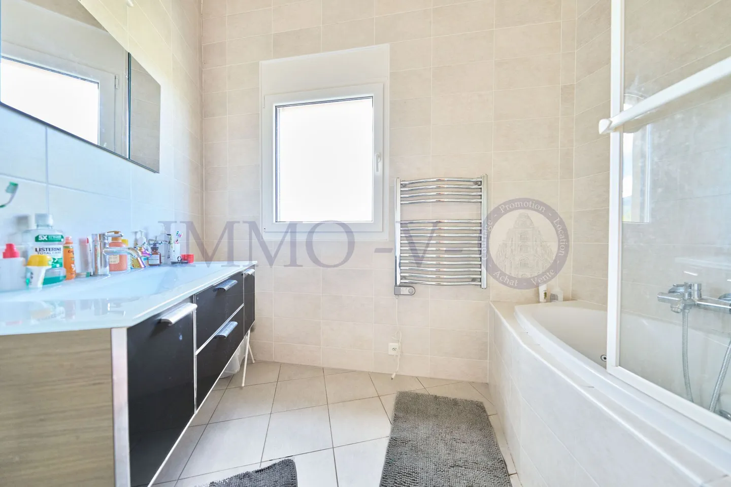 SPACIEUX ET LUMINEU EN DUPLEX AVEC BALCON-TERRASSE - Photo 9 sur 9