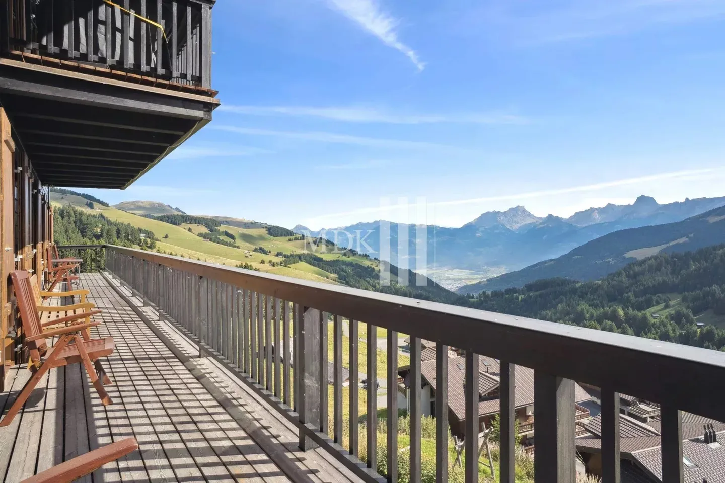 Charming Chalet Apartment - Photo 15 of 19