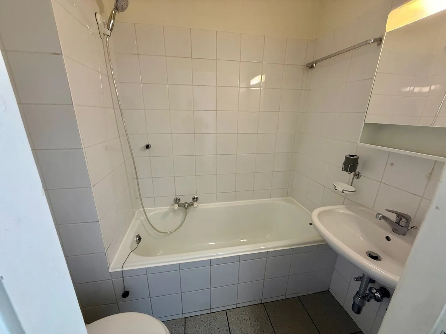 Studio proche des commodités - Photo 4 sur 4