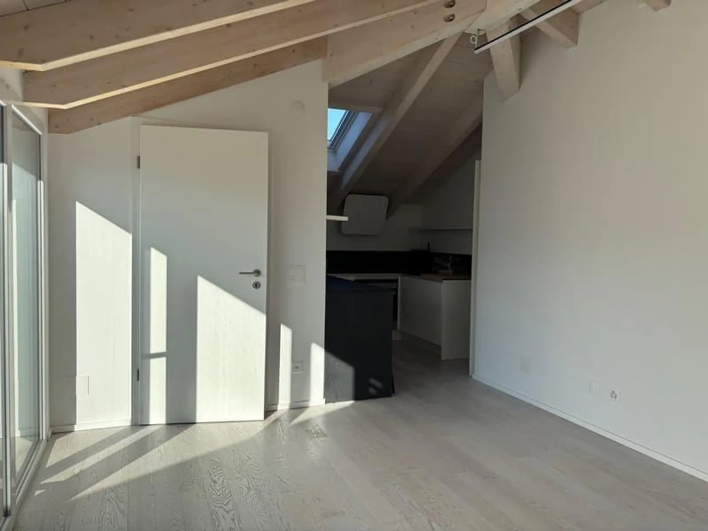 Appartement mansardé à louer à Vacallo - Photo 2 sur 7