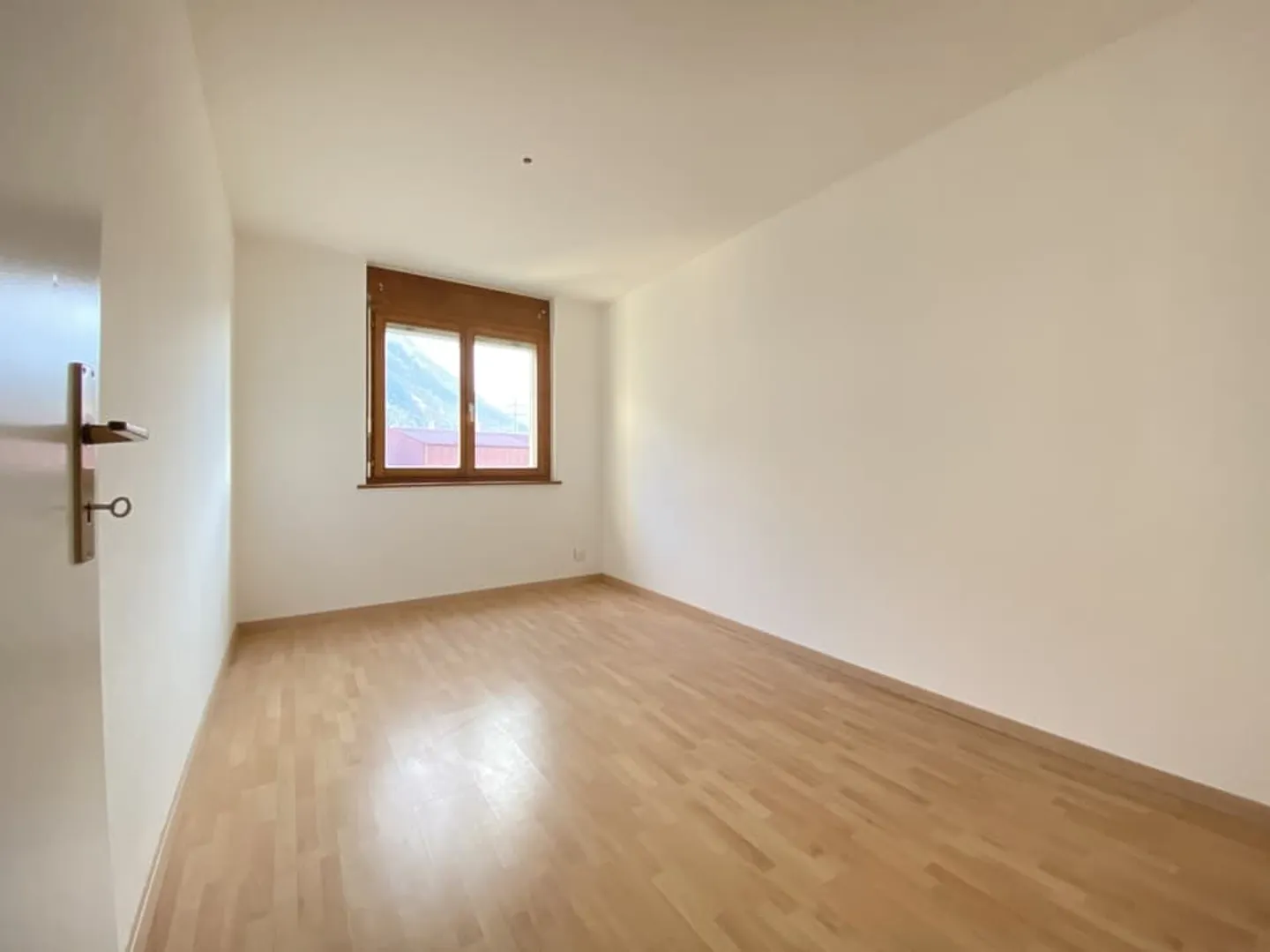 Spacious 3.5 rooms with balcony - Photo 5 of 7