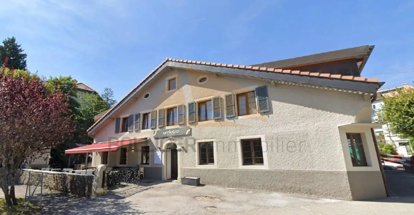 FOR SALE VERY BEAUTIFUL MIXED BUILDING - Photo 1 of 10