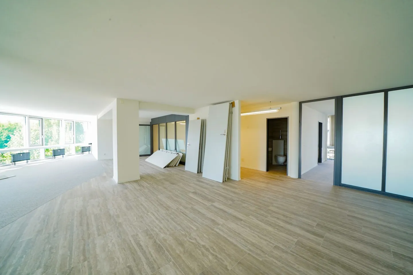 Espace commercial de premier choix au Sonnenplatz : Flexibilité sur 189 m² - Photo 10 sur 11
