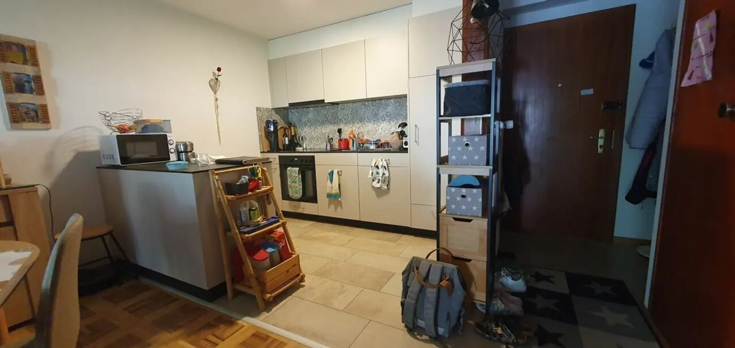 Apartment for rent - Photo 2 of 14